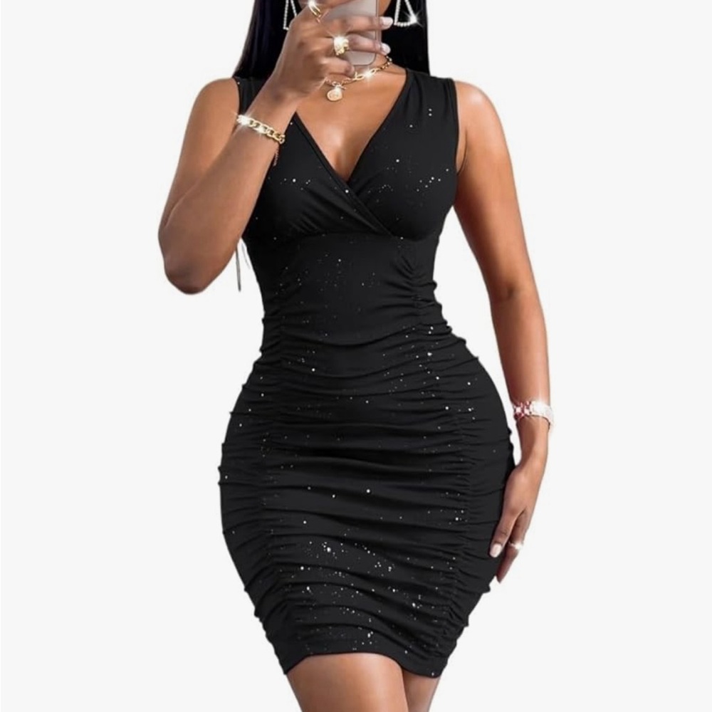 Elegant Black Sleeveless Dress